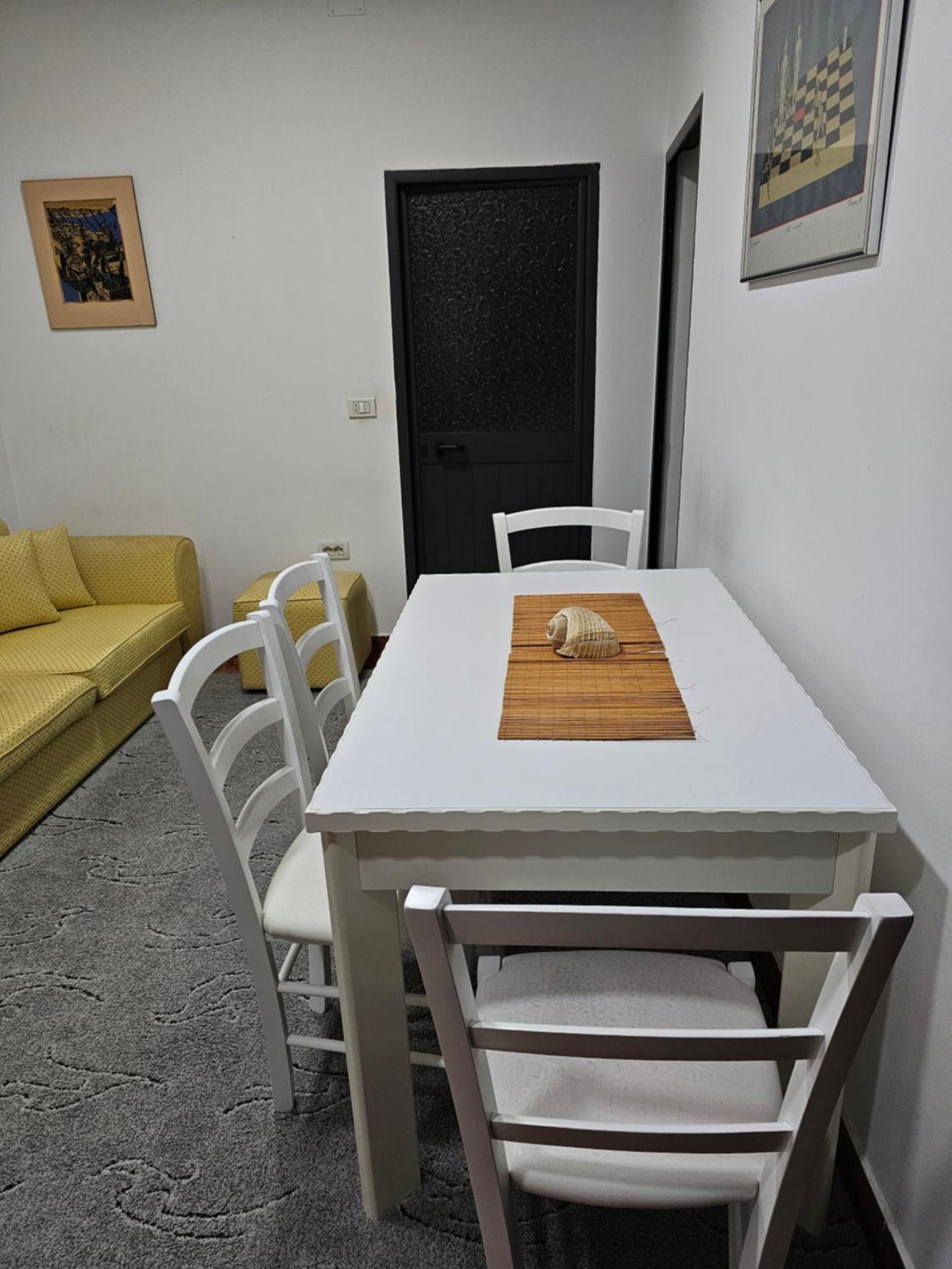 Geljus Tirana
